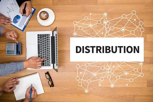 The law of diminishing distribution arbitrage